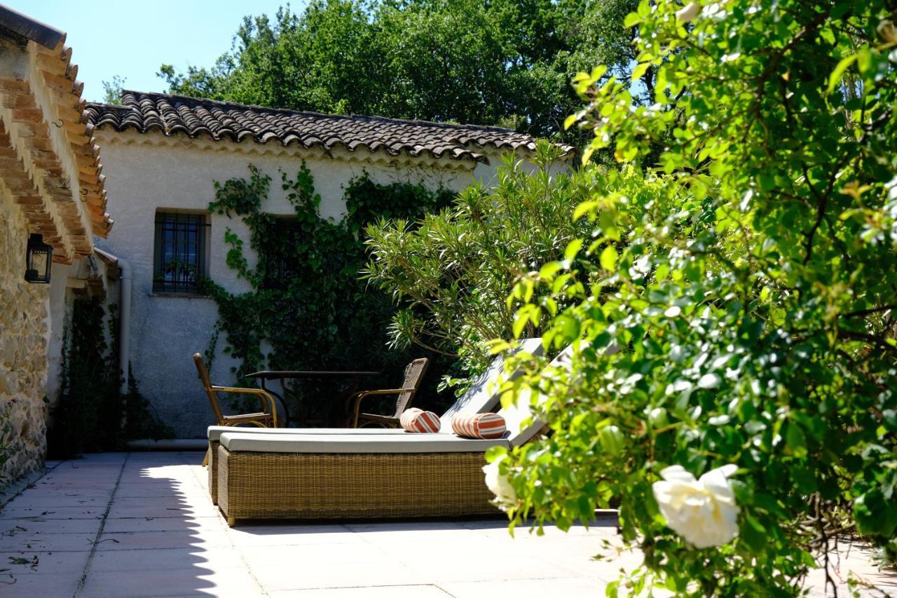 Domaine Le Bois Des Dames Bed & Breakfast Chantemerle-lès-Grignan Exterior photo