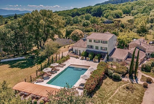 Domaine Le Bois Des Dames Bed & Breakfast Chantemerle-lès-Grignan Exterior photo
