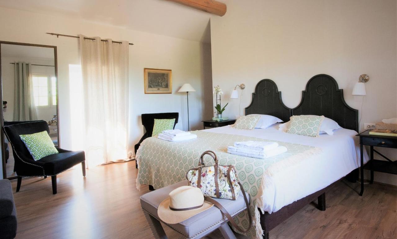 Domaine Le Bois Des Dames Bed & Breakfast Chantemerle-lès-Grignan Exterior photo